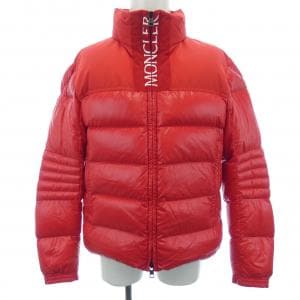 モンクレール MONCLER ダウンジャケット