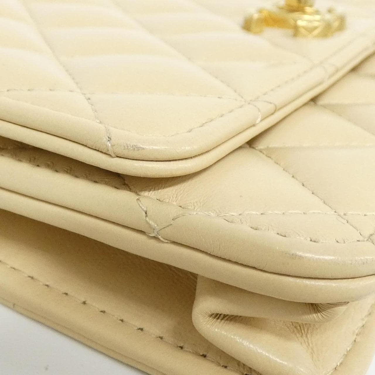 シャネル AP3043 チェーンウォレット