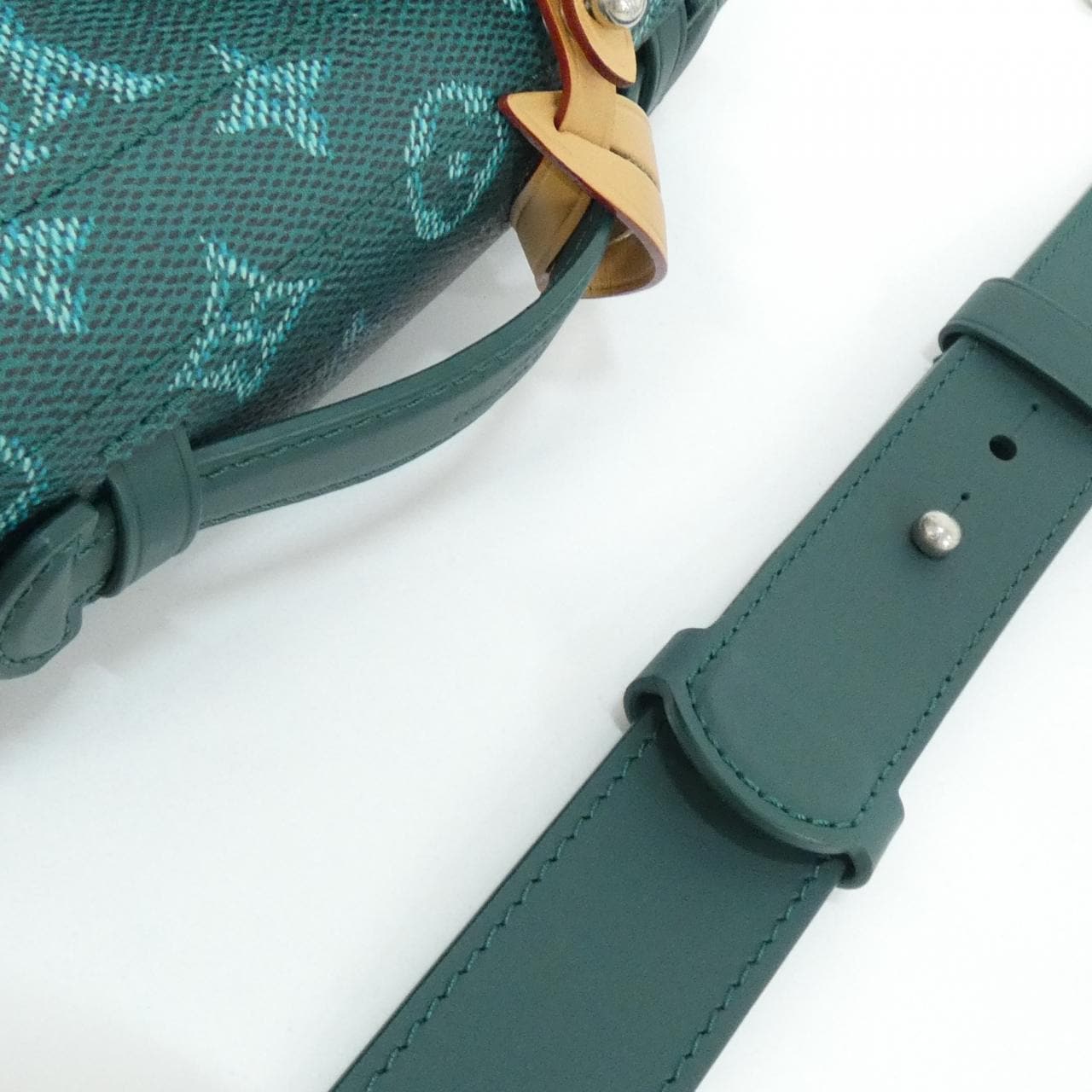 ルイヴィトン モノグラム ヘリテージ ソウル トランク M12686 ショルダーバッグ