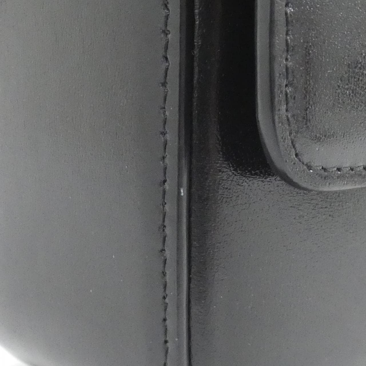 ジバンシー 4G スモール BB50HDB15T ショルダーバッグ