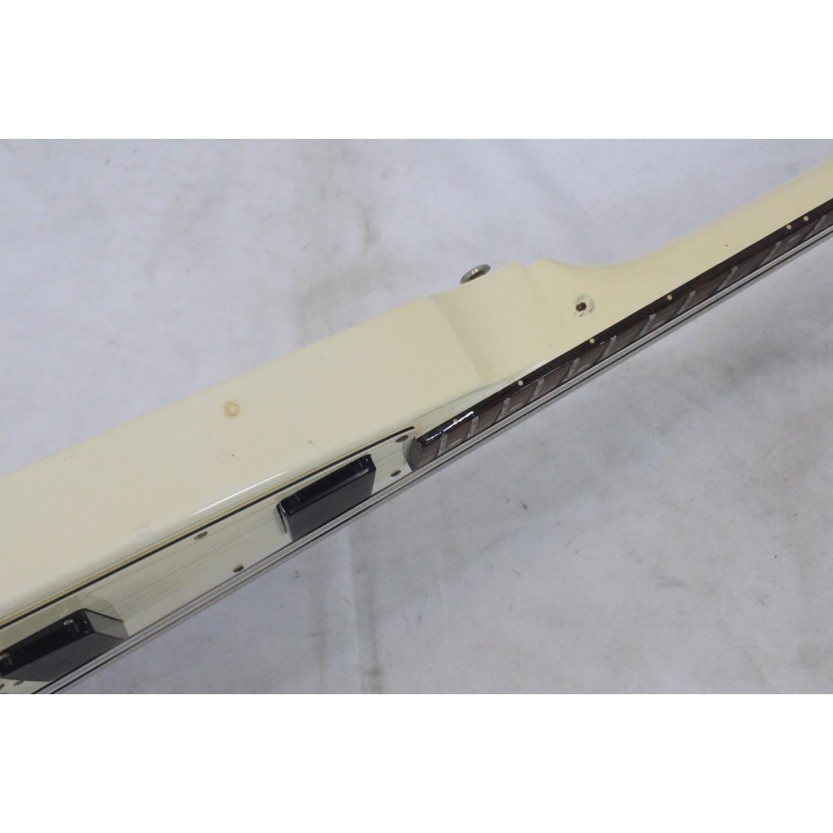 ＥＰＩＰＨＯＮＥ　　ＦＬＹＩＮＧ　Ｖ　ＢＡＳＳ