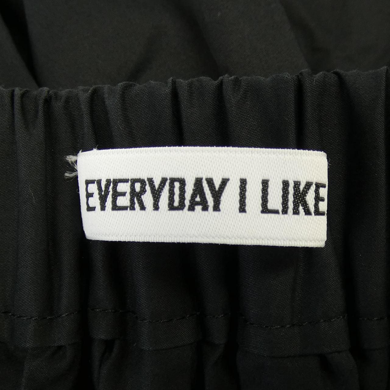 ドゥーズィエムクラス DEUXIEME CLASSE スカート