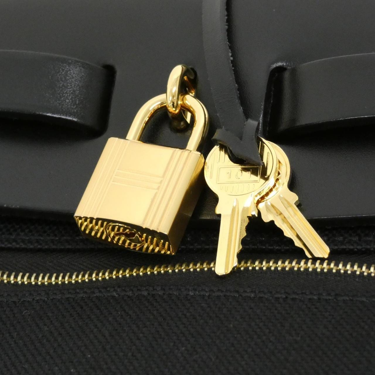 エルメス エールバッグ ジップ PM 078971CC バッグ