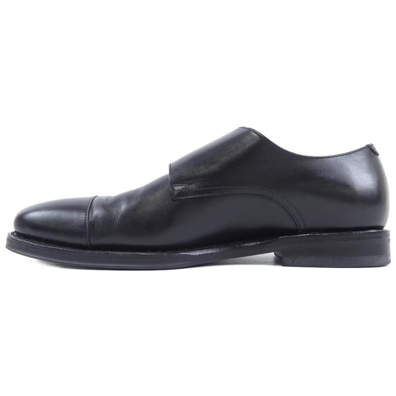 JALAN SRIWIJAYA dress shoes