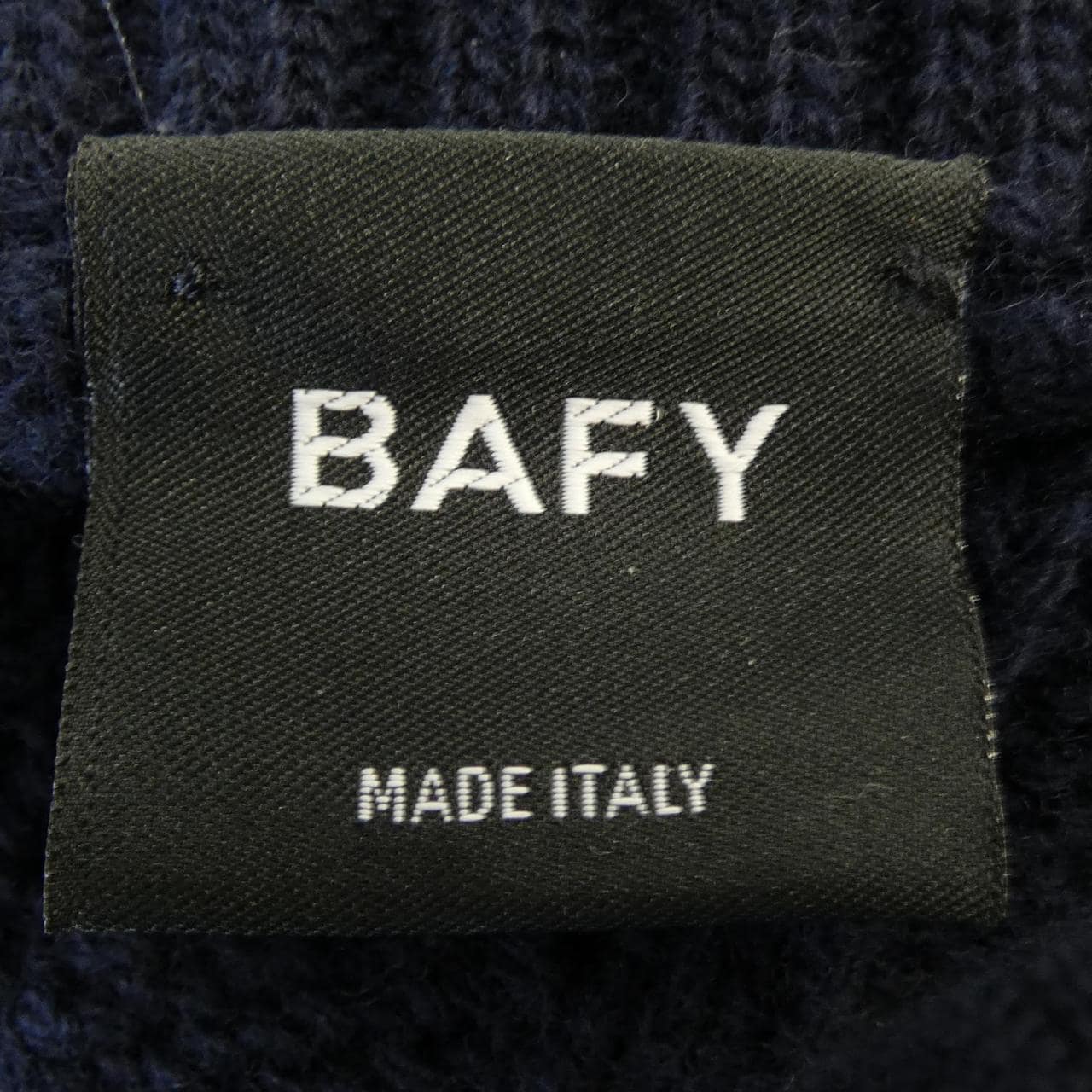 バフィー BAFY ニット