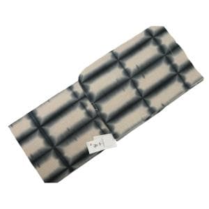 【新品】女ゆかた　板締め絞り　Ｍサイズ