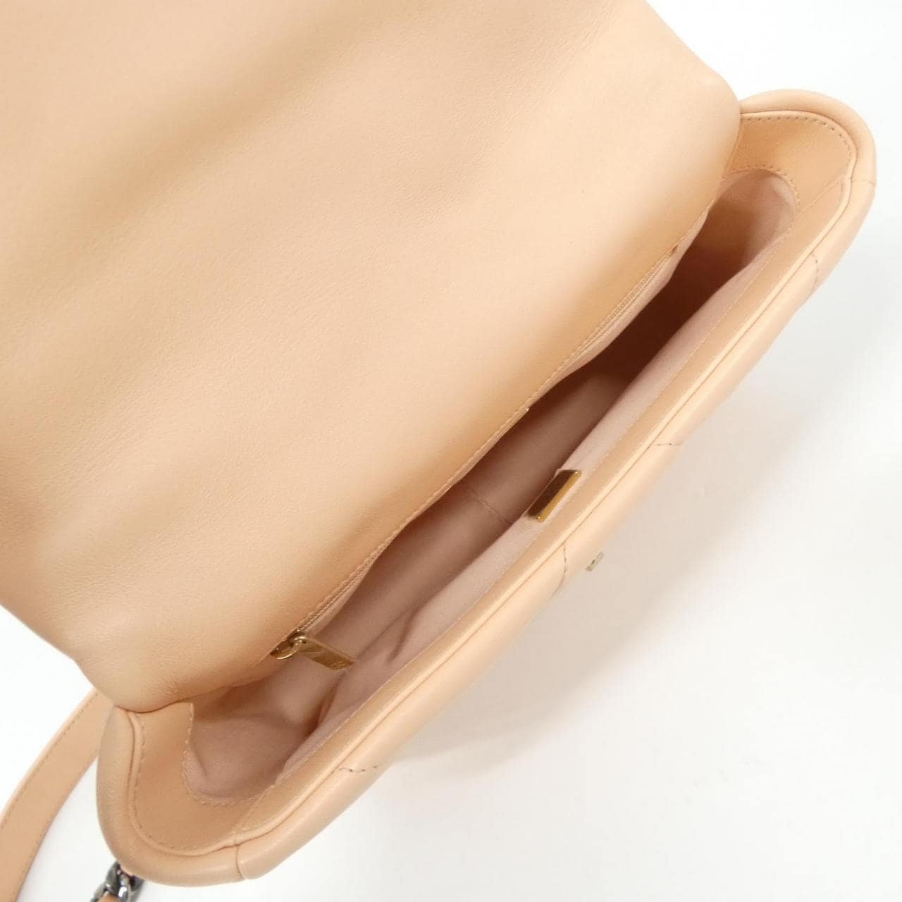 シャネル シャネル19 ライン AS1160 ショルダーバッグ