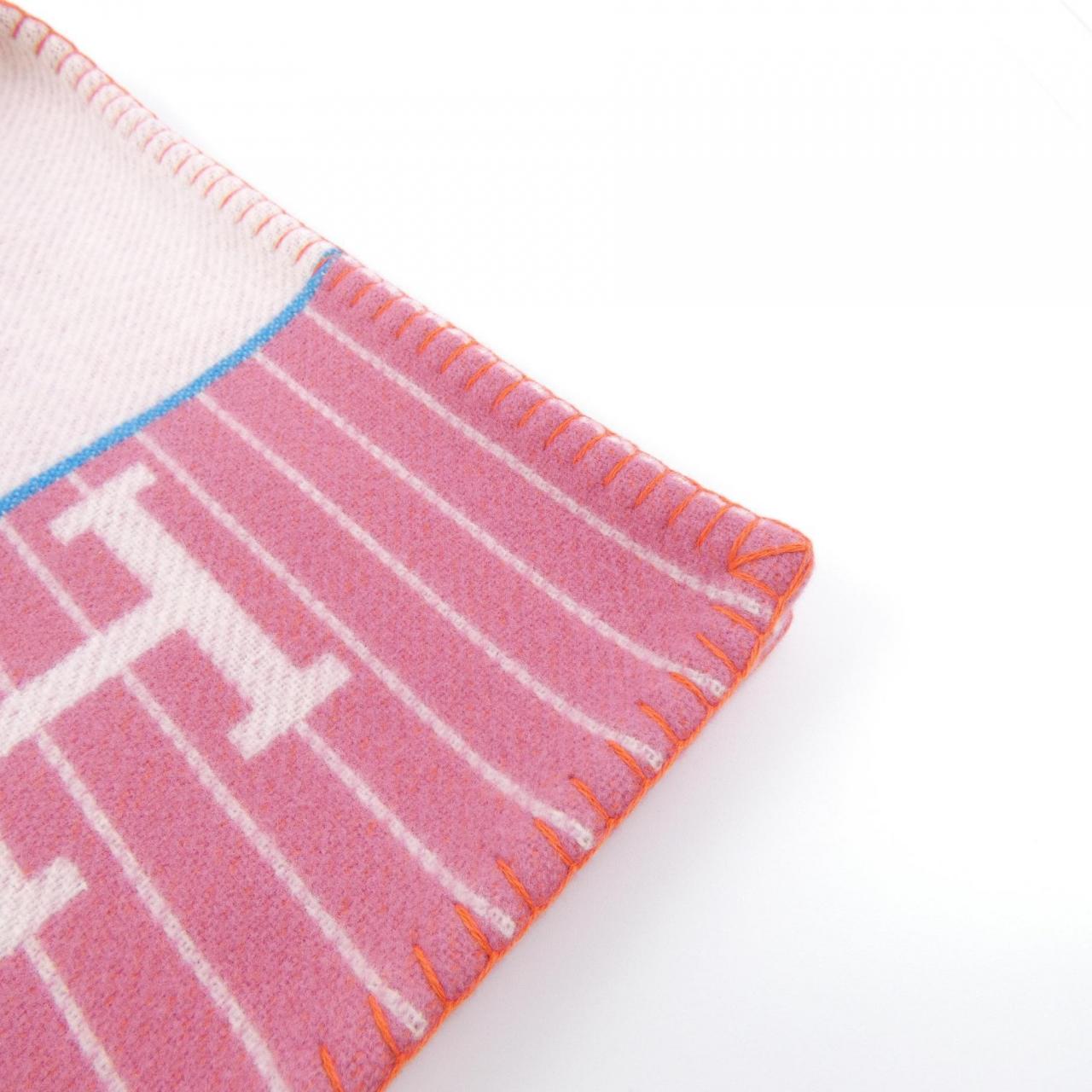 エルメス HERMES AVALON PASSE-PASSE H103320M プレード ブランケット