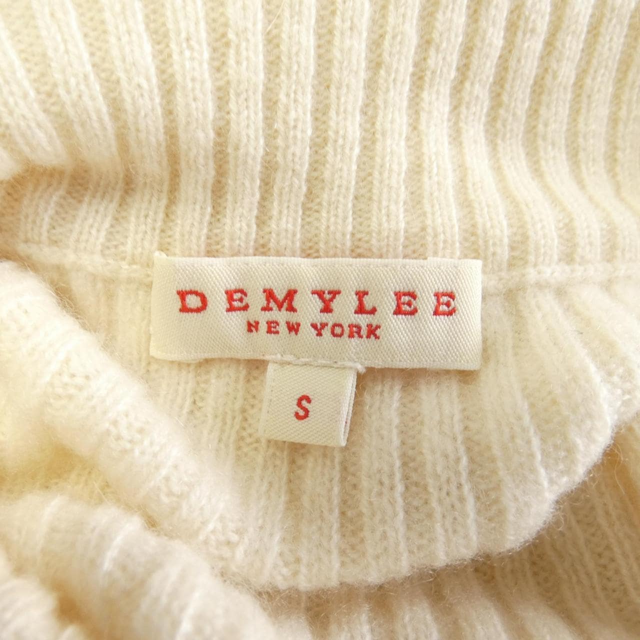 デミリー DEMYLEE ニット