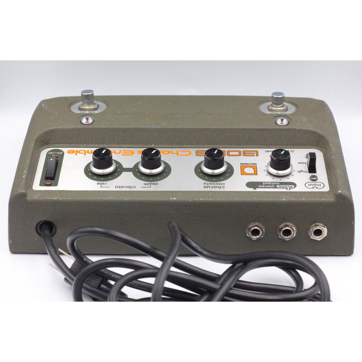 BOSS CHORUS ENSEMBLE CE-1