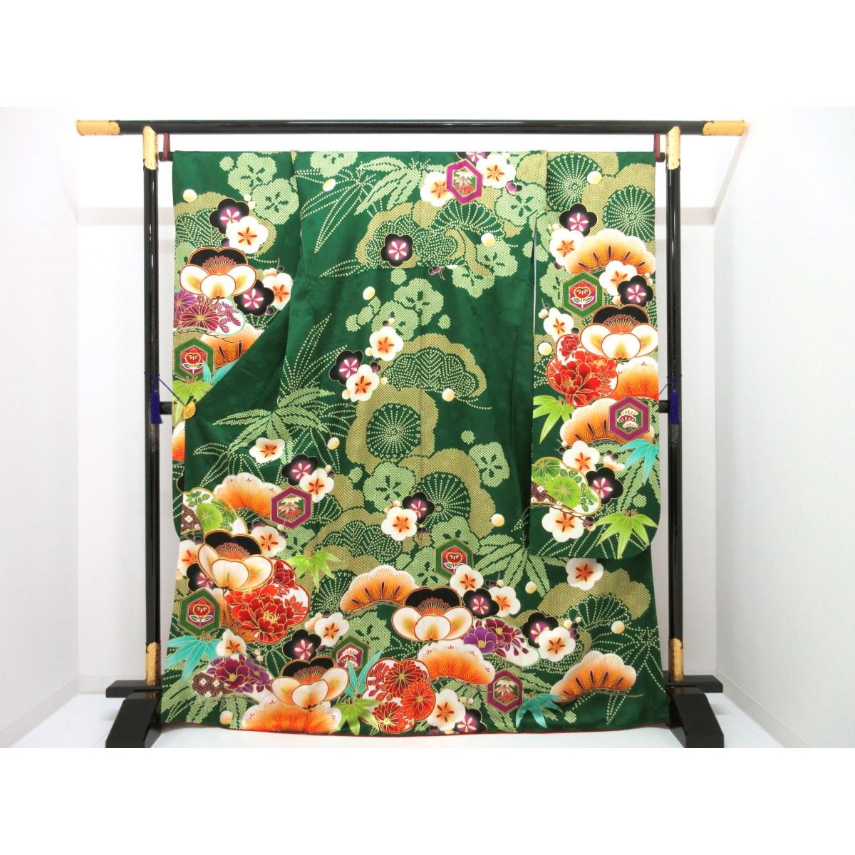 振袖　友禅金彩加工　刺繍入り