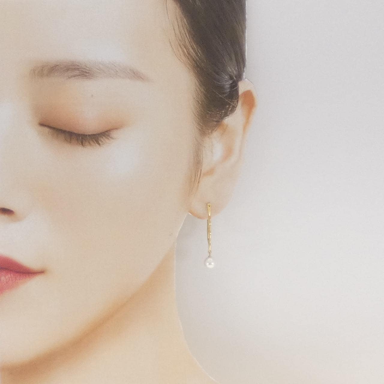 MIKIMOTO akoya pearl earrings