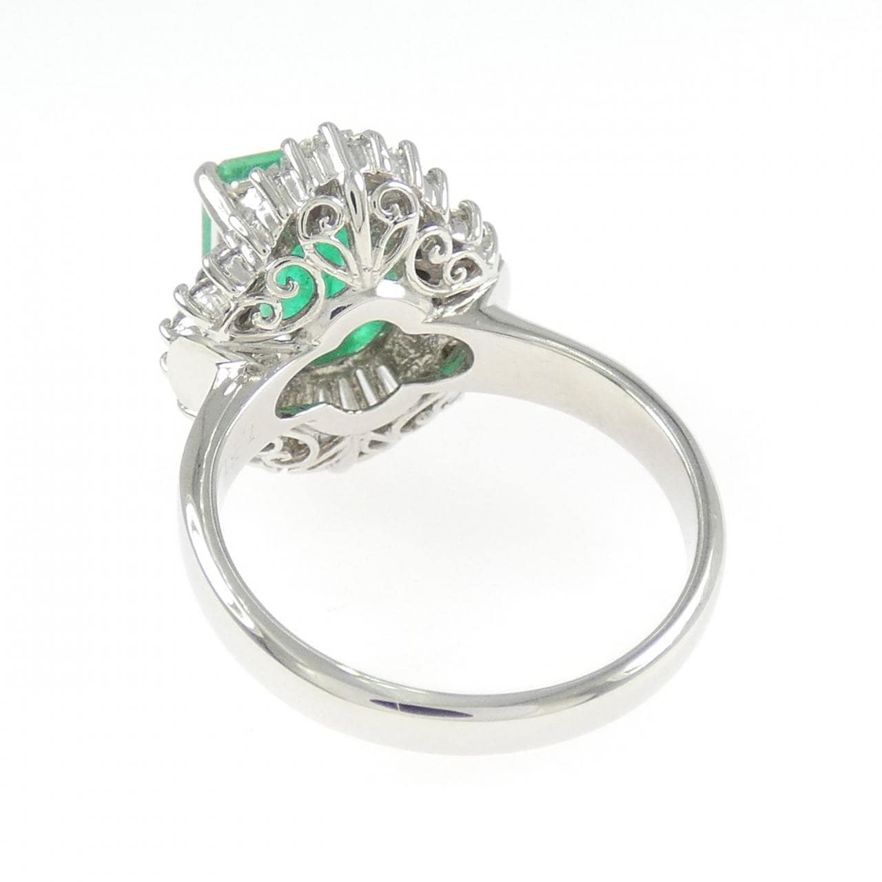 PT900 エメラルド リング 1.51CT