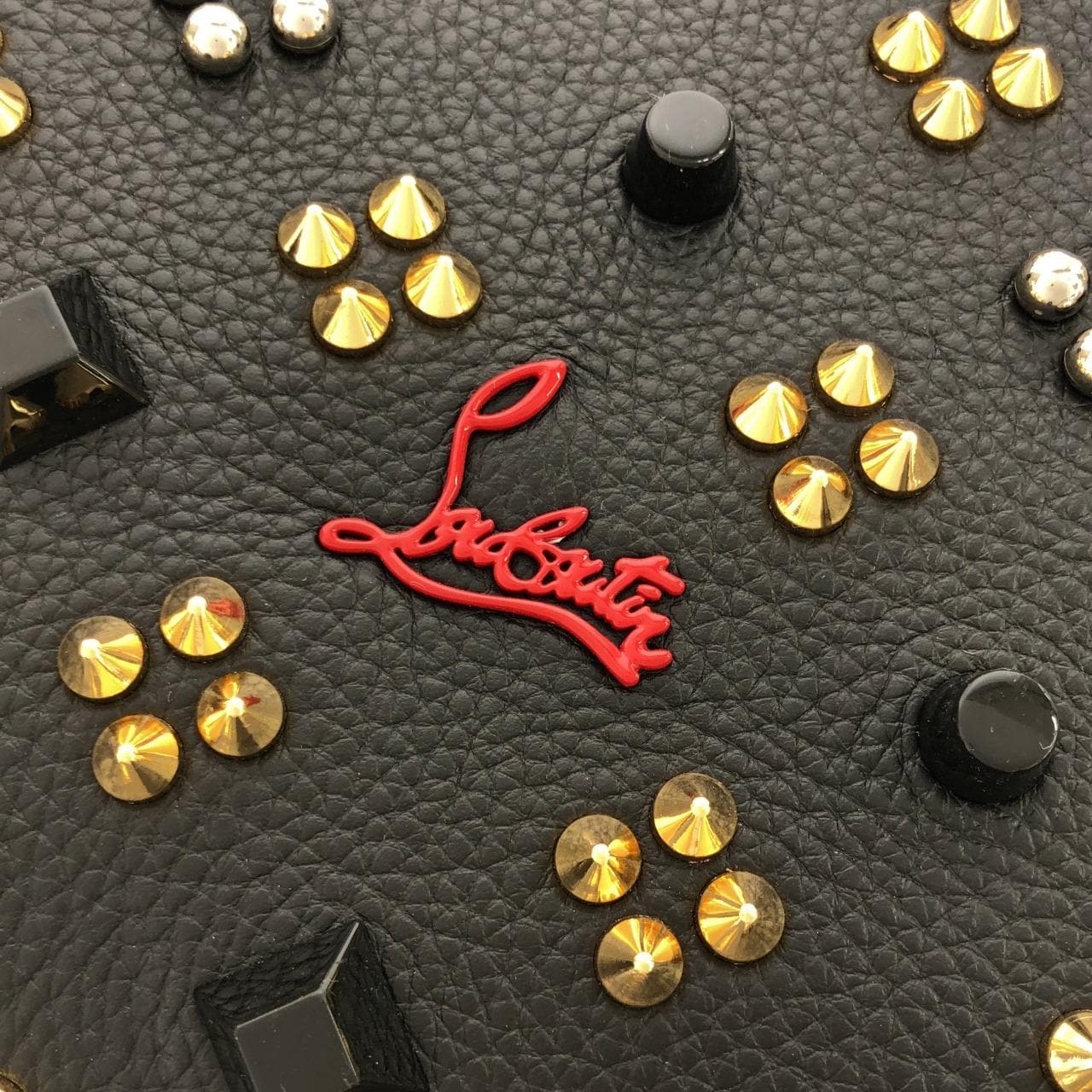 クリスチャンルブタン PALOMA　MEDIUM バッグ