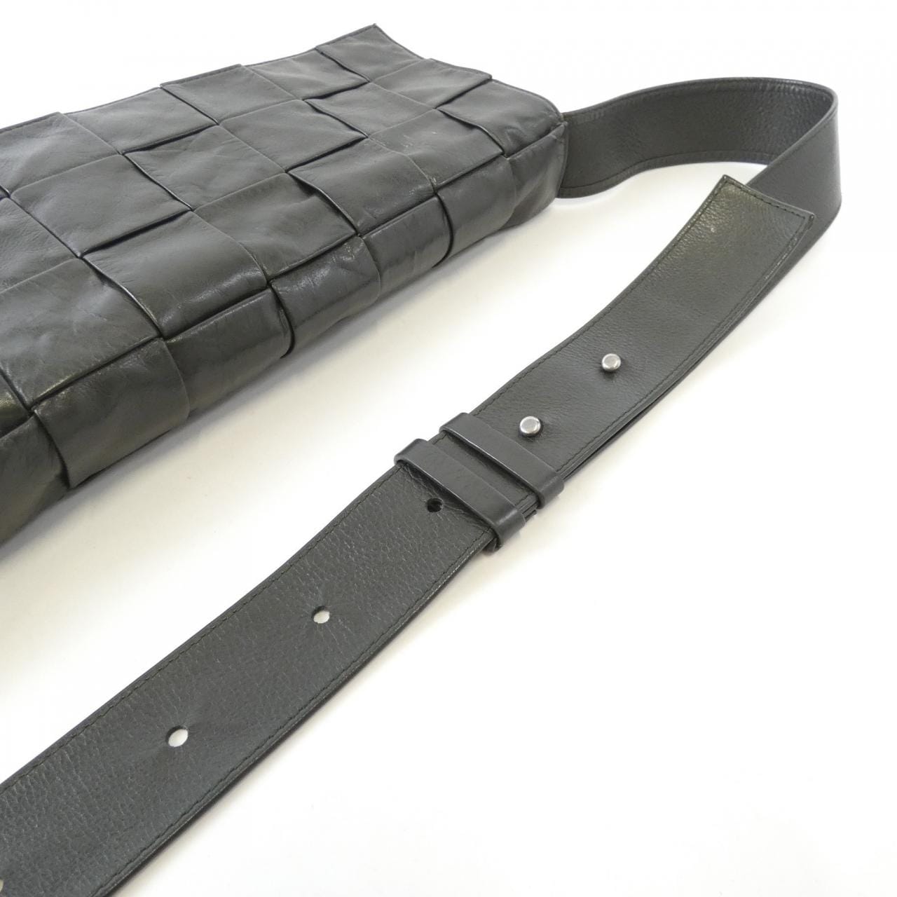 ボッテガヴェネタ 629068 VCQ71 ショルダーバッグ