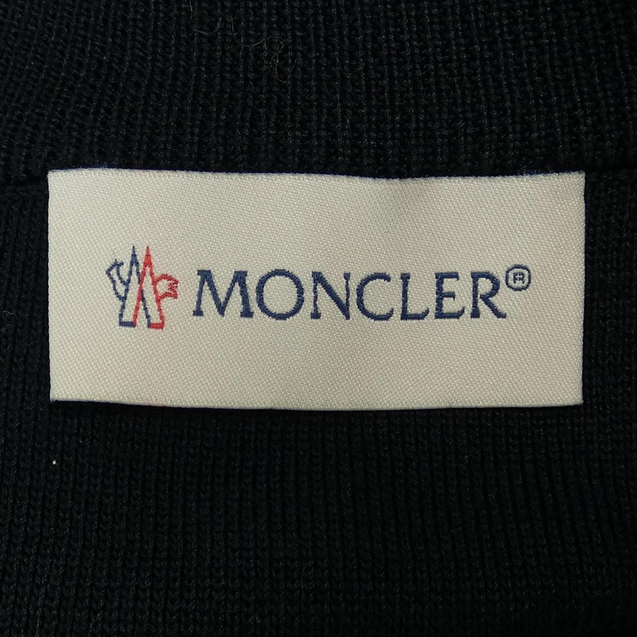 モンクレール MONCLER 10919B00016 ダウンジャケット