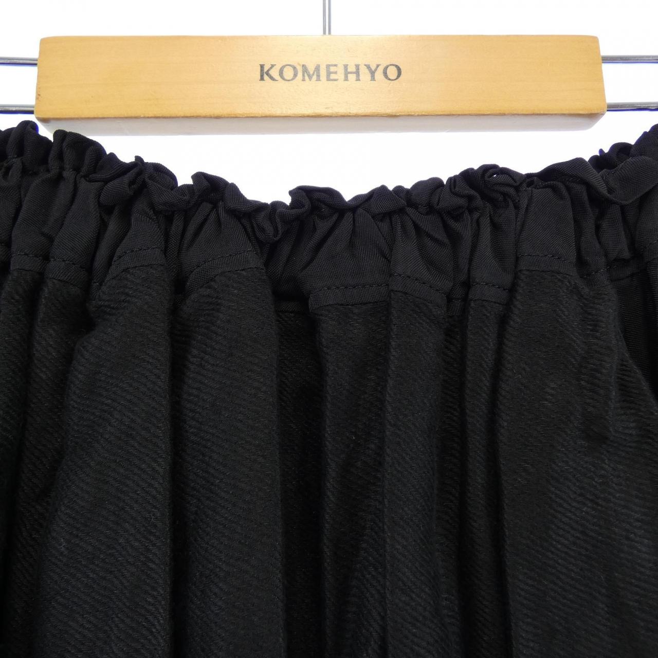 ヴラスブラム Vlas Blomme スカート