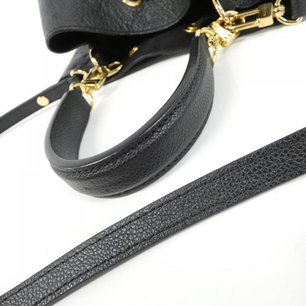 LOUIS VUITTON Monogram Empreinte Neo Noe M45256 肩背包