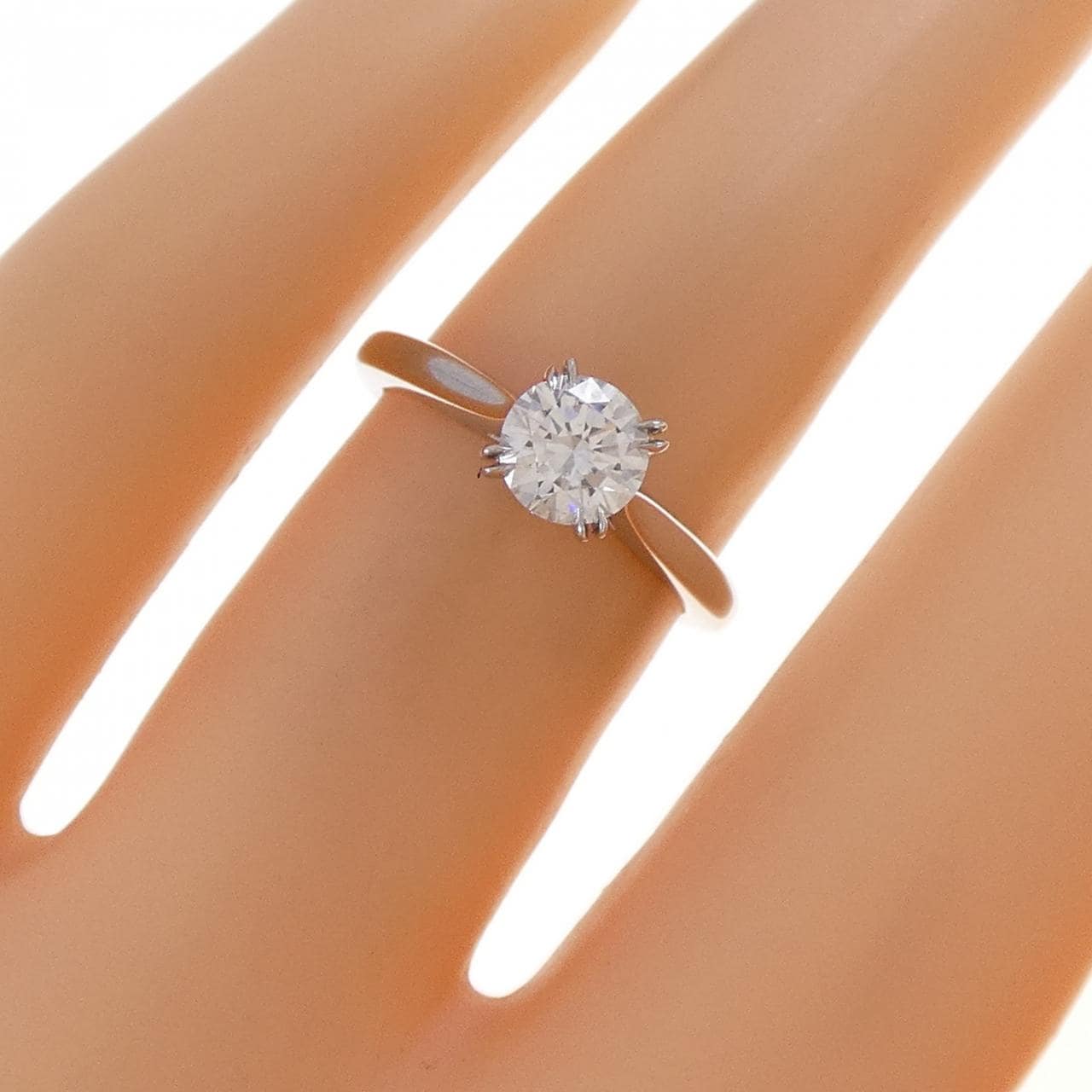 ハリーウィンストン ソリティア リング 0.55CT