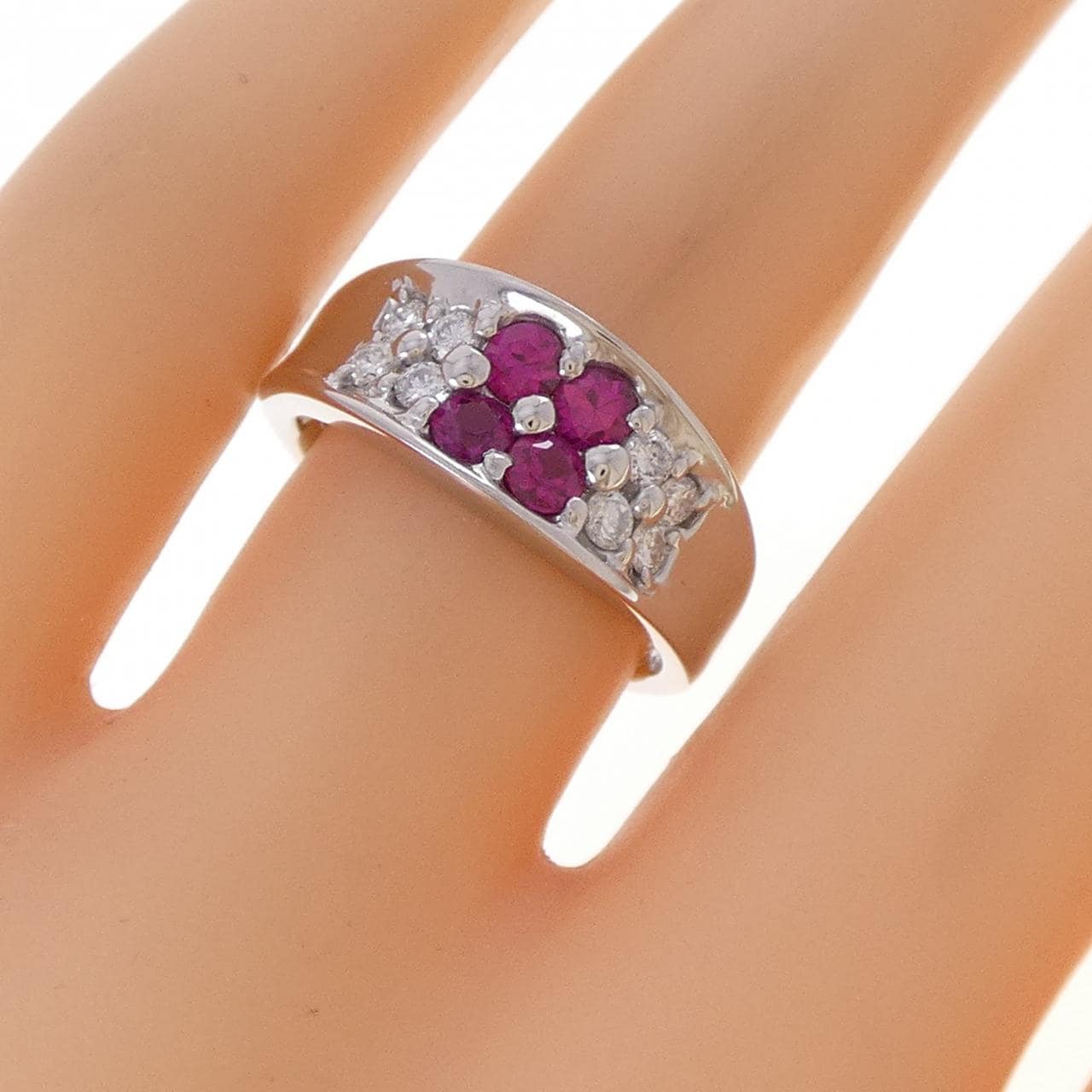 PT900 ルビー リング 0.55CT