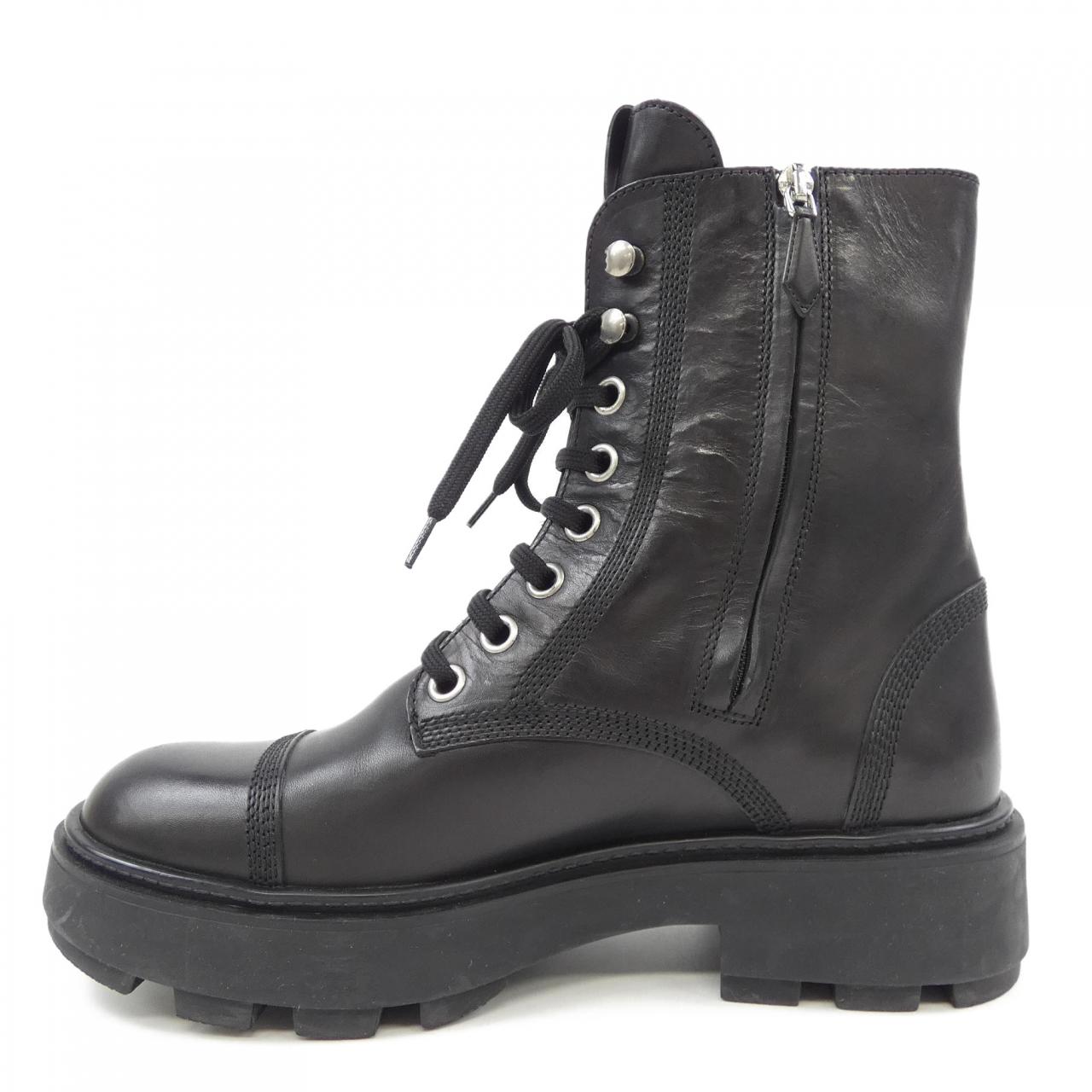 ミュウミュウ MIU MIU ブーツ