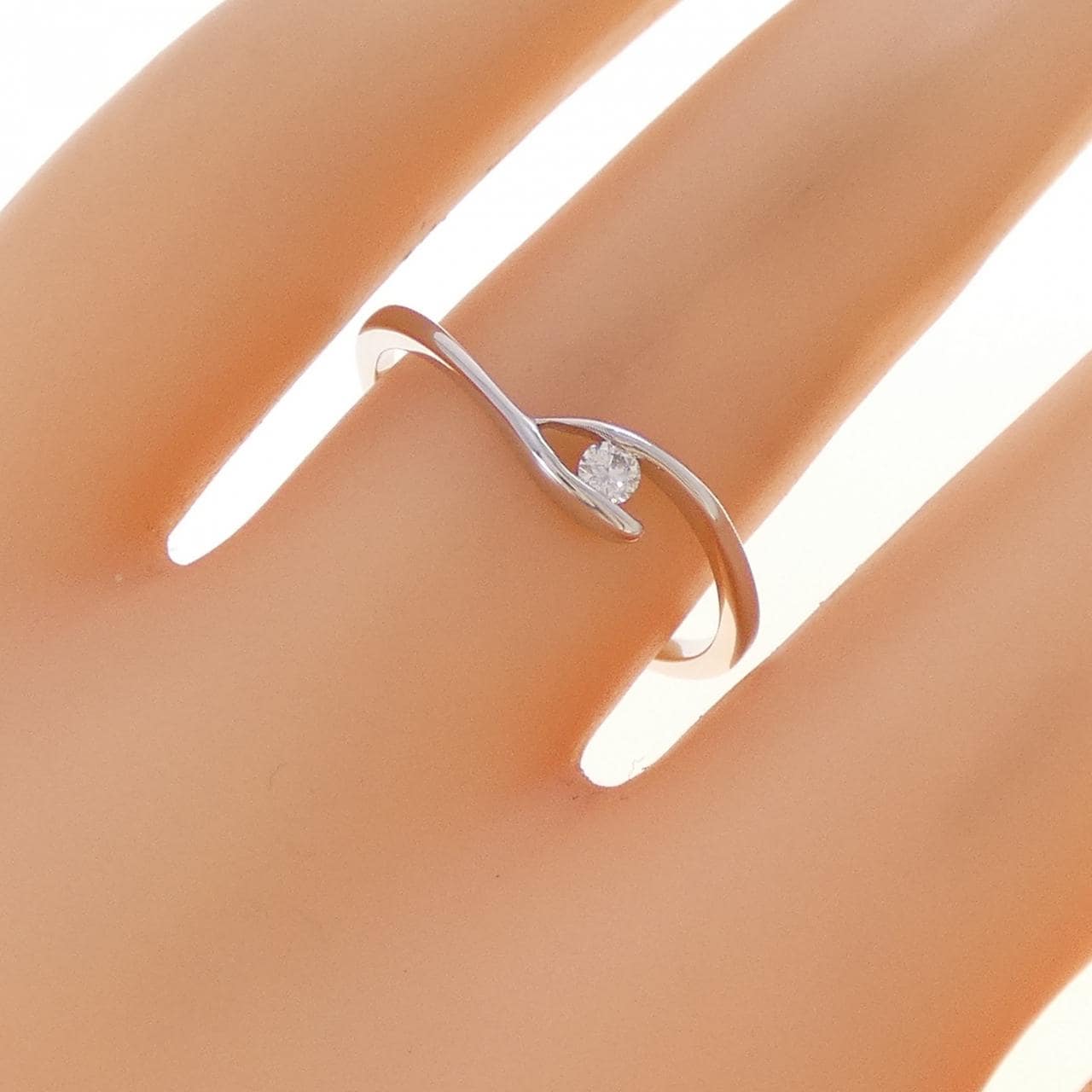 750WG ダイヤモンド リング
