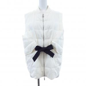 モンクレールガムルージュ MONCLER GAMMEROUGE 11934836400 ダウンベスト