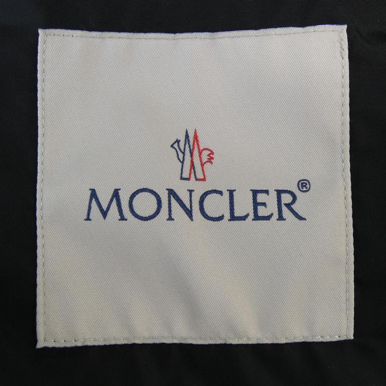 MONCLER蒙克勒·布盧森