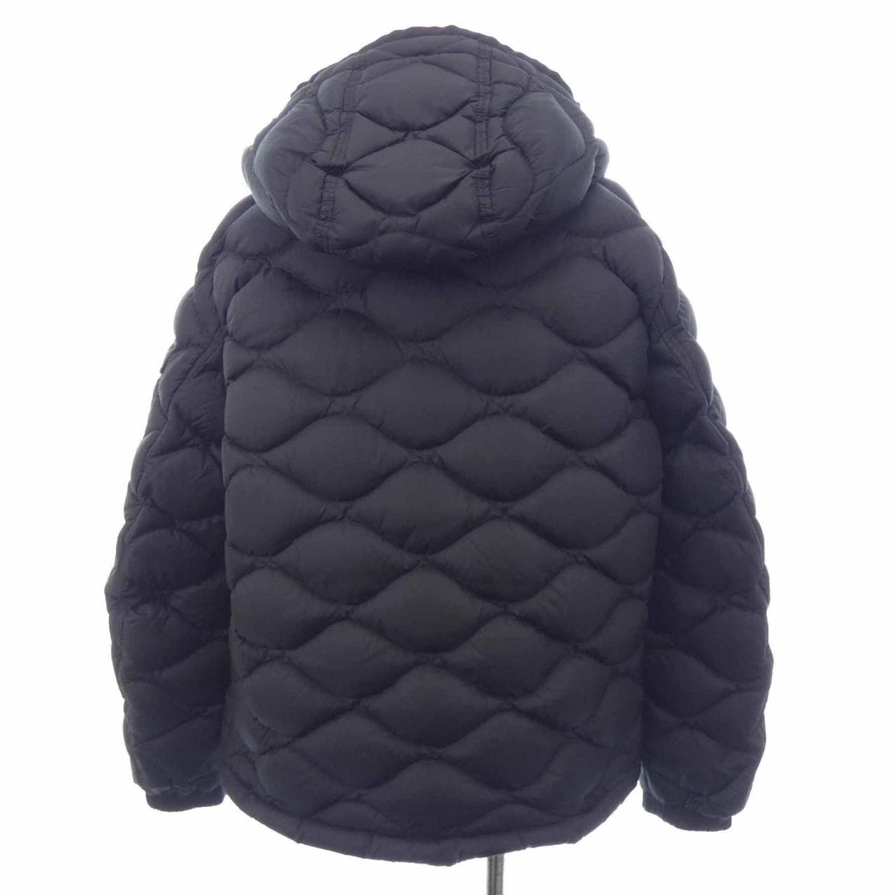 モンクレール MONCLER ダウンジャケット