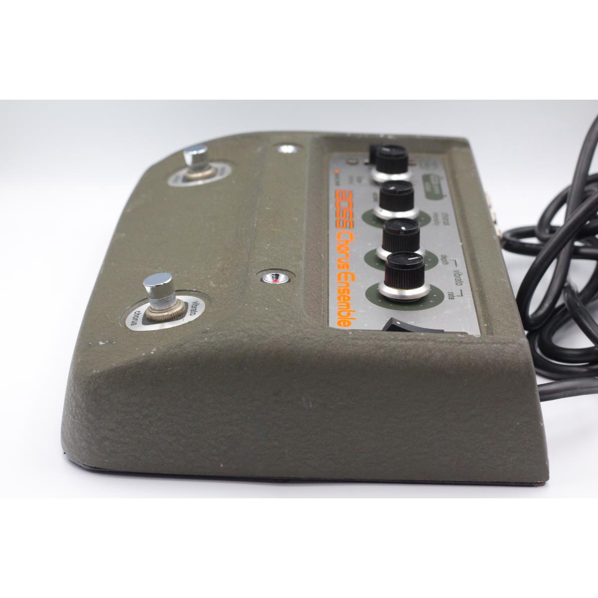 BOSS CHORUS ENSEMBLE CE-1