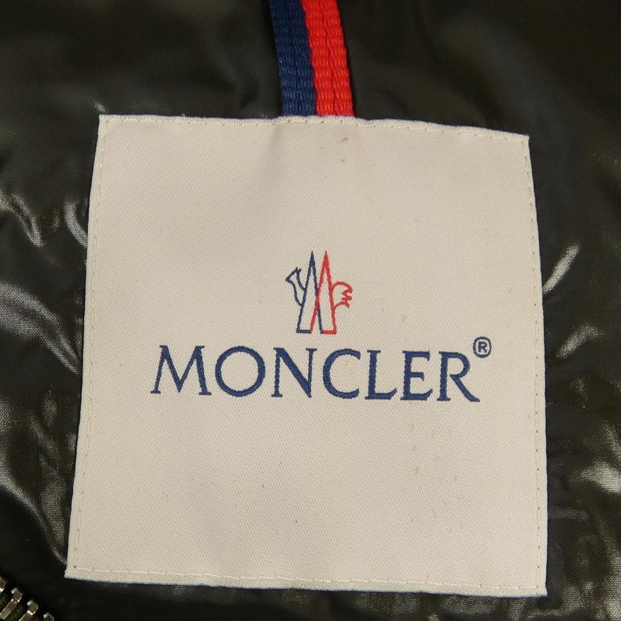 モンクレール MONCLER ダウンジャケット