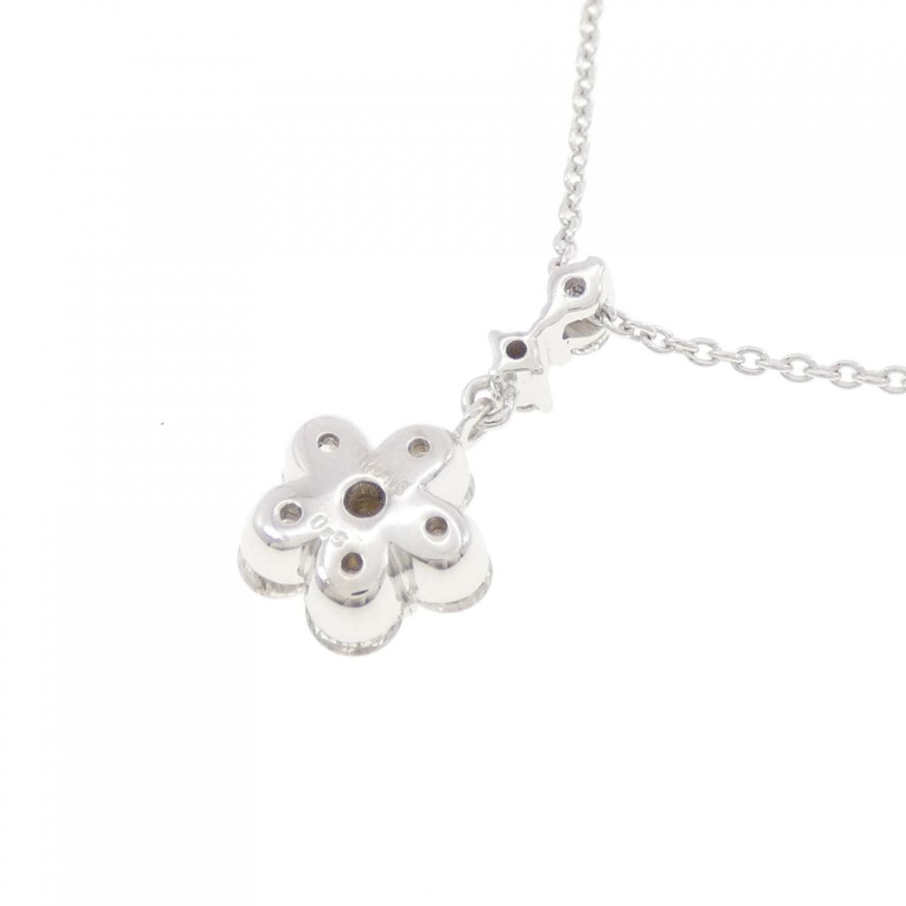 K18WG フラワー ダイヤモンド ネックレス 0.55CT