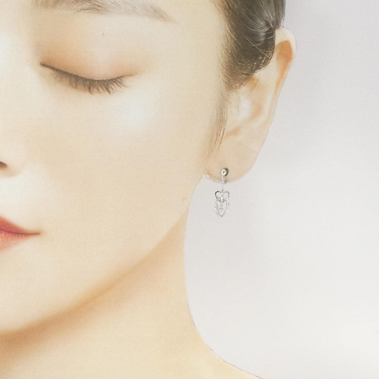 K18WG ハート ダイヤモンド ピアス 0.02CT