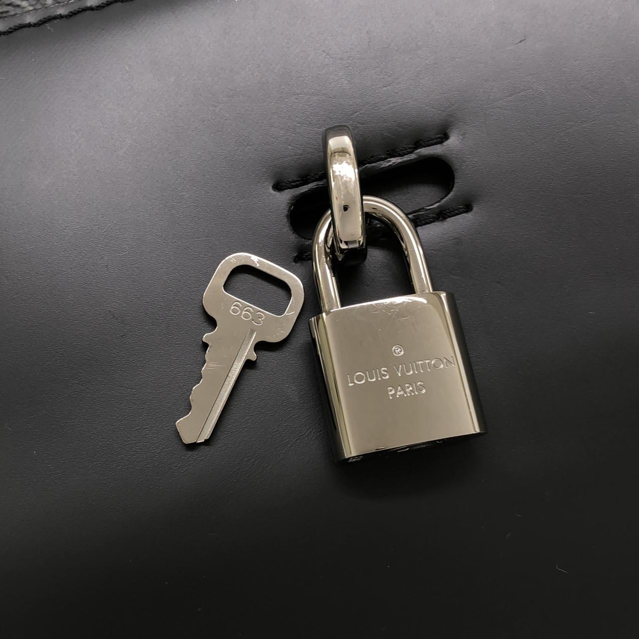 ルイヴィトン モノグラム エクリプス スティーマー バックパック M44052 リュックサック