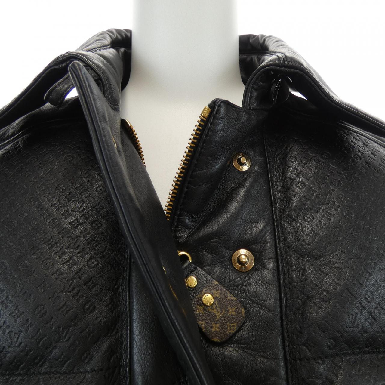 ルイヴィトン LOUIS VUITTON FPLJ82DWH ダウンジャケット