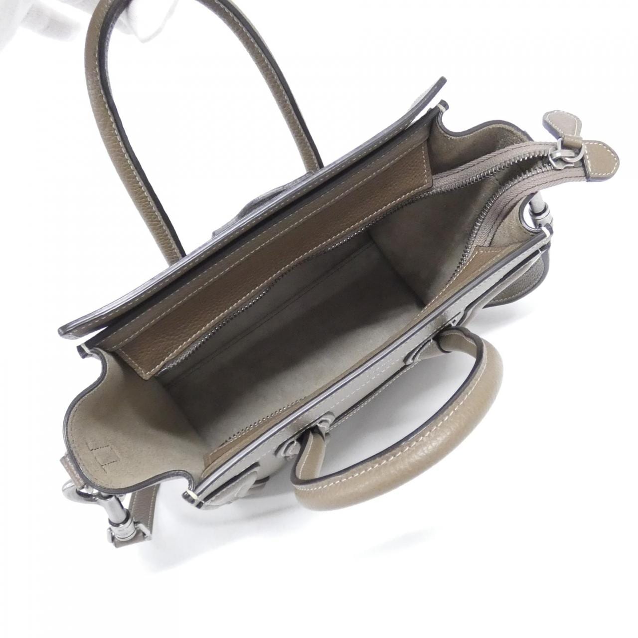 セリーヌ ラゲージ ナノ ショッパー 189243DRU バッグ