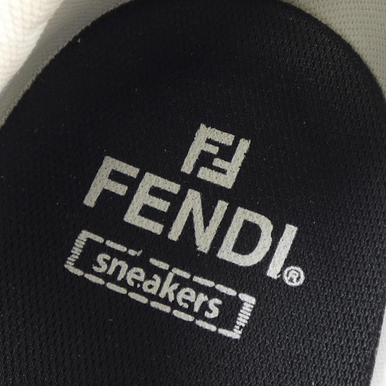 フェンディ FENDI スニーカー