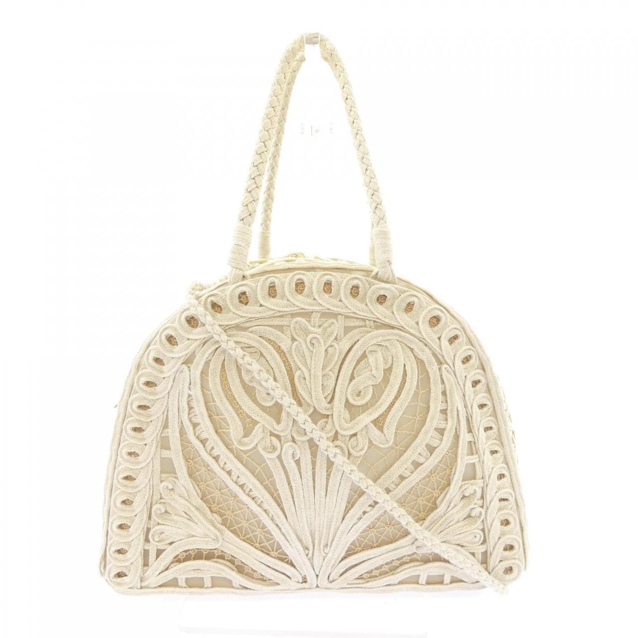 マメクロゴウチ Mame Kurogouchi BAG