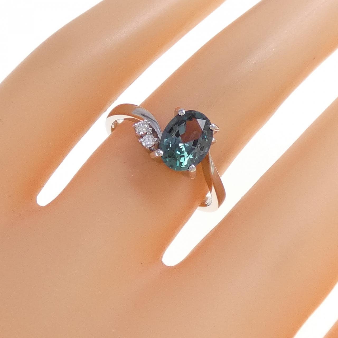 クレサンベール 合成アレキサンドライト リング 1.31CT