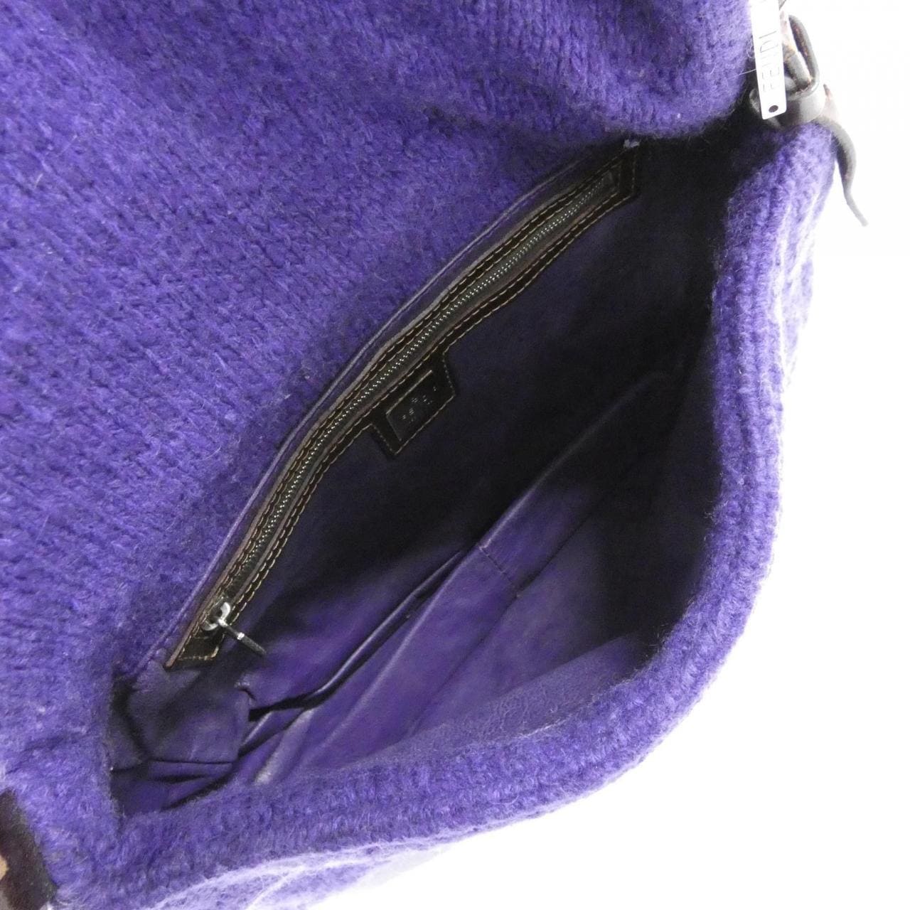 【ヴィンテージ】フェンディ マンマ バゲット 26325 ショルダーバッグ