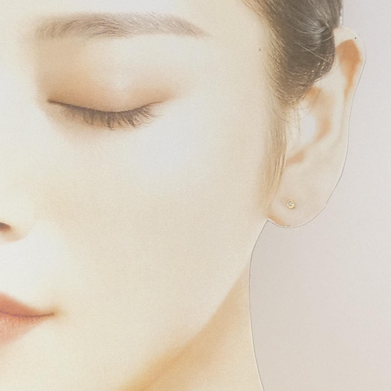 K10YG ダイヤモンド ピアス 0.02CT