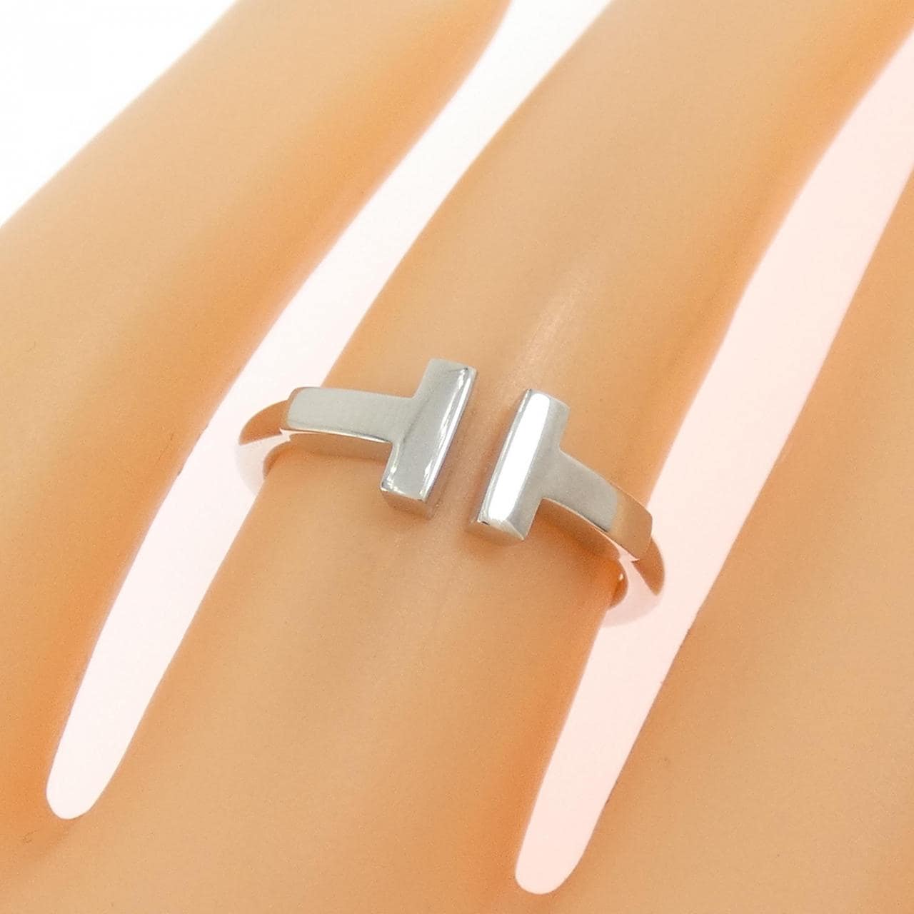 ティファニー Tワイヤー リング