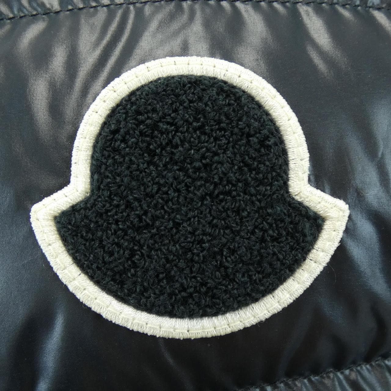 モンクレール MONCLER TORILIS ダウンジャケット