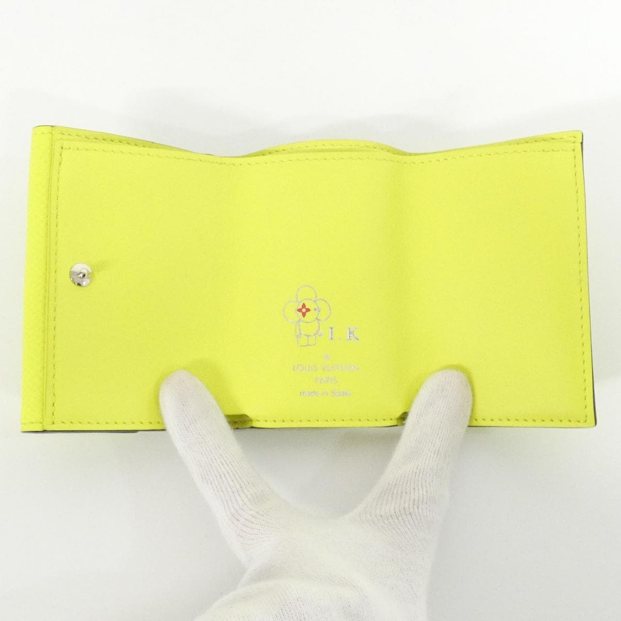 ルイヴィトン タイガ ラマ ディスカバリー コンパクト ウォレット M67629 財布