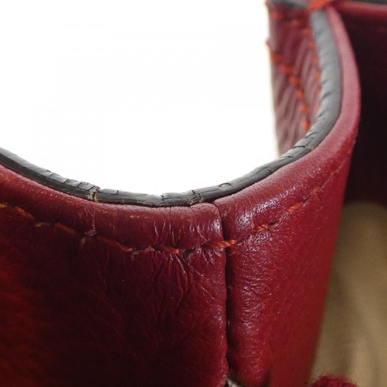 グッチ 323660 A7M0G バッグ