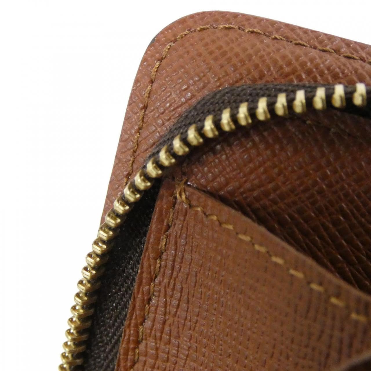 ルイヴィトン モノグラム コンパクト ジップ M61667 財布