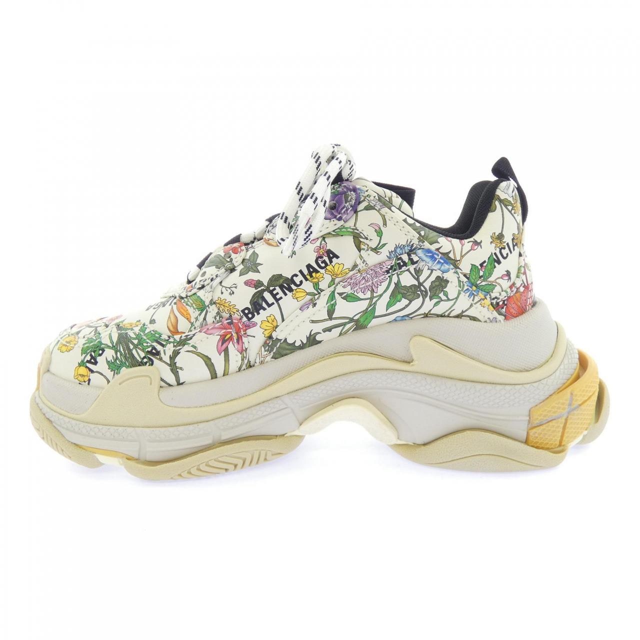 バレンシアガ BALENCIAGA GUCCI 677195 TRIPLE S スニーカー
