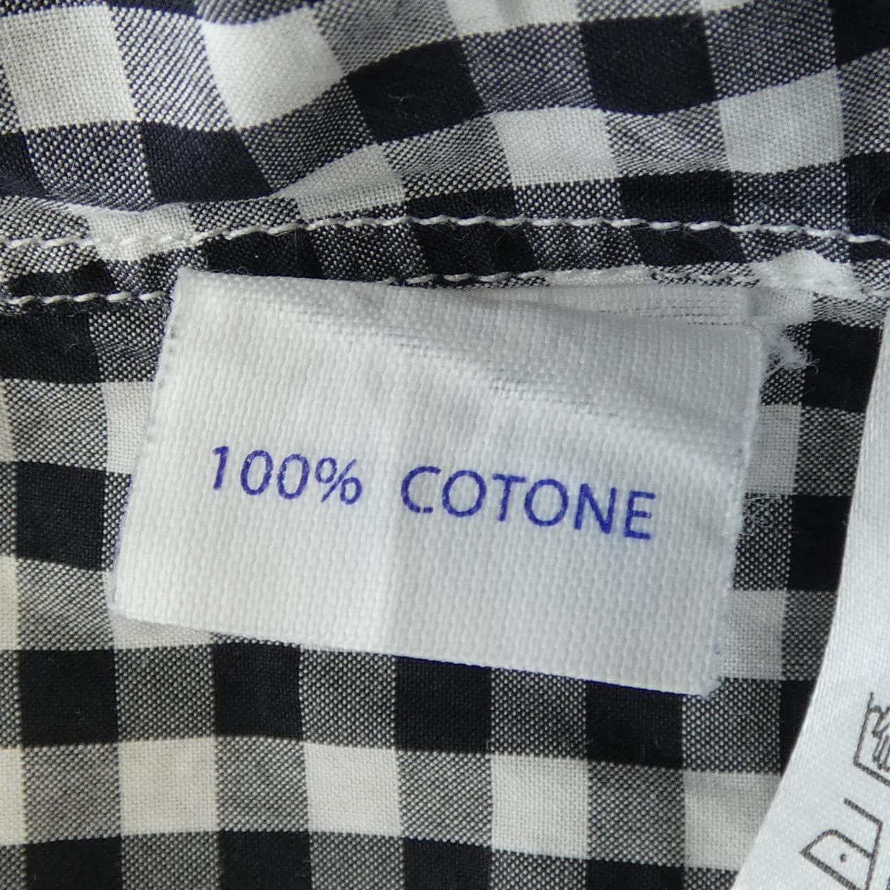 アヴィーノ AVINO シャツ