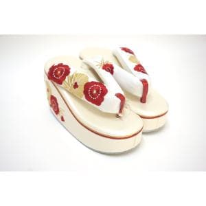 【新品】女草履　松竹梅・鶴　Ｆサイズ