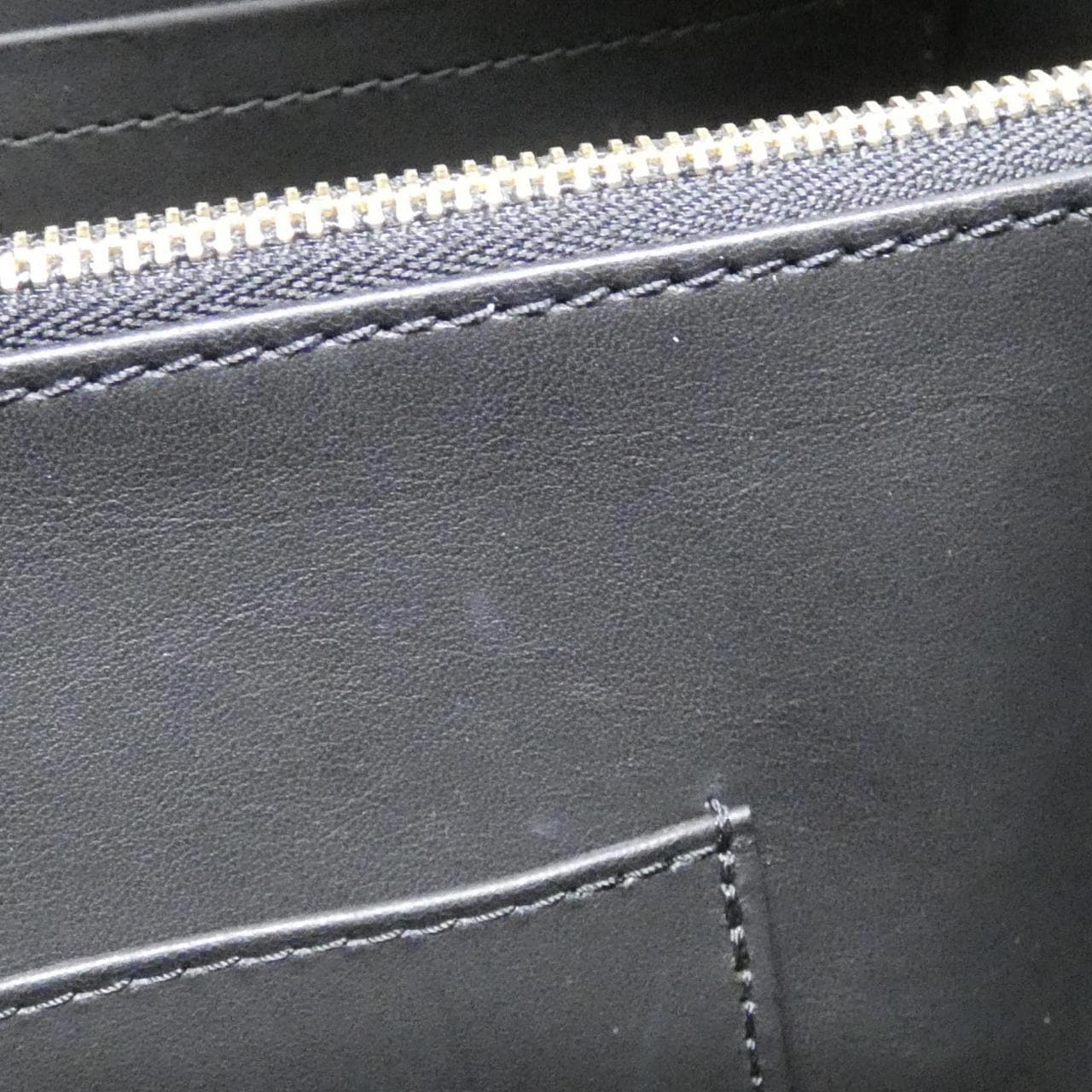 ルイヴィトン カプシーヌ スープル GM M24607 バッグ